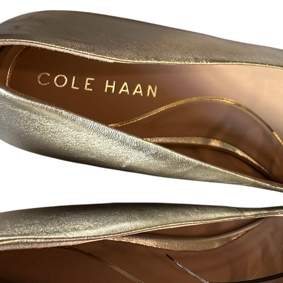 NEW Cole Haan Brigid T-Strap Ballet Flat in Soft Gold Metallic Leather - Size 8 - Picture 3 of 5
